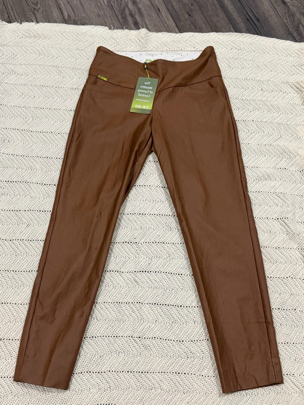 NWT SWING Control Camel Textured Waxed Millennium Ankle Pants Size 6